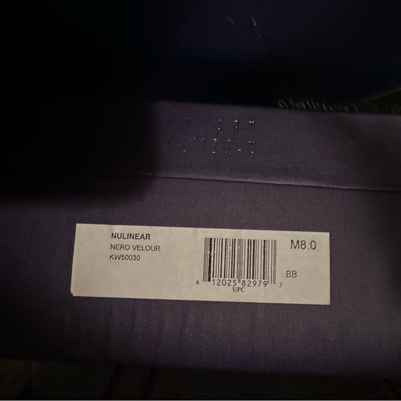 NIB Stuart Weitzman suede boots. - Picture 8 of 8